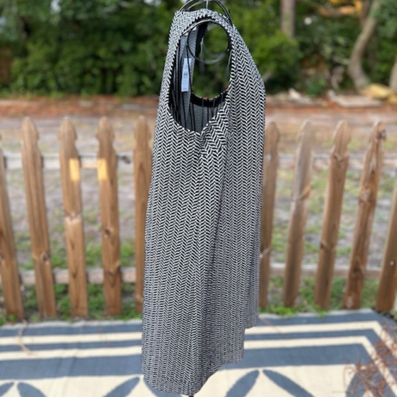 NWT Loft Black and White Herringbone Dress - Picture 4 of 9